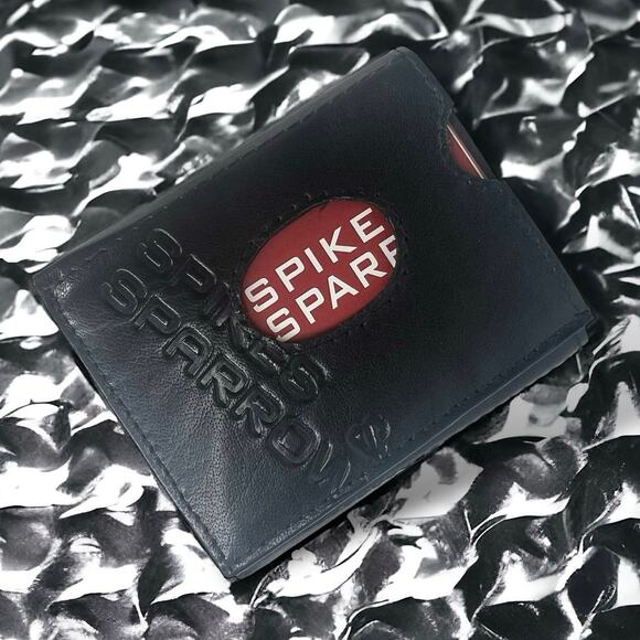 Spikes & Sparrow Austin Black Leather Trifold Snap Wallet RFID Protection New - Picture 1 of 13